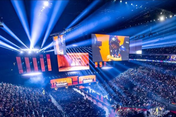 IEM Cologne Major 2026: Falcons e Natus Vincere se enfrentam em duelo decisivo no Stage 3