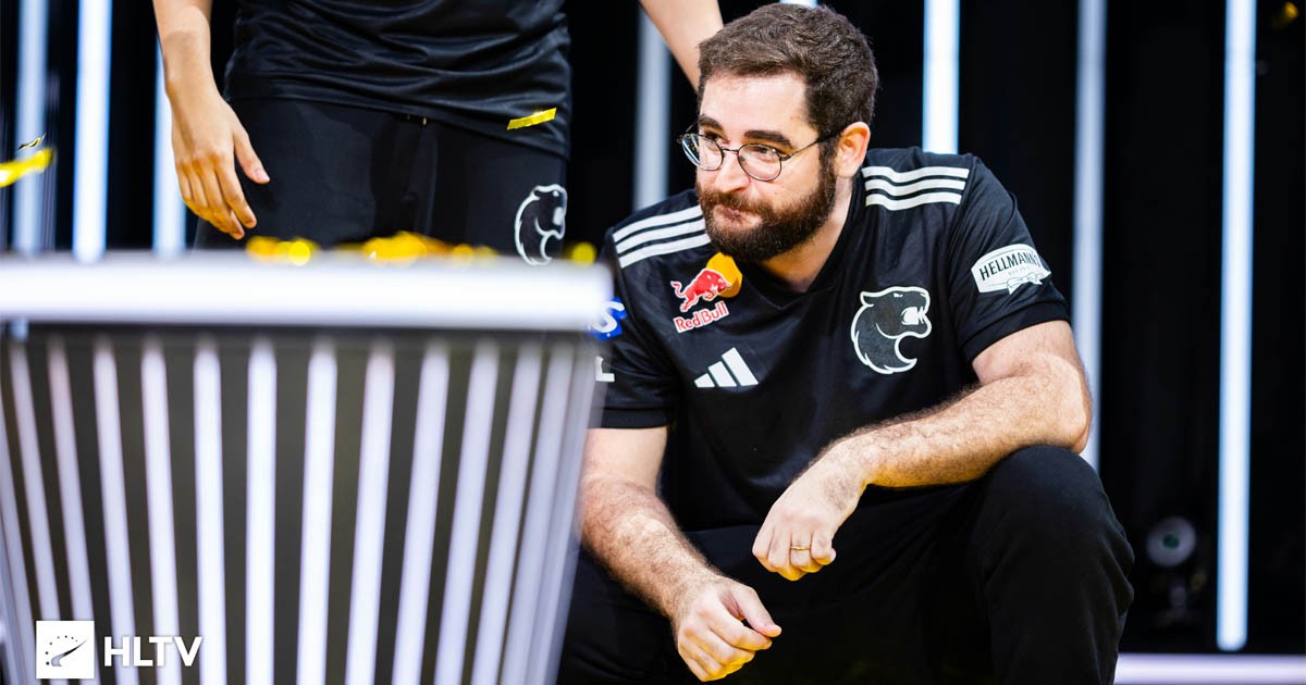 FalleN durante jogo da FURIA no BLAST Rivals Finals 2025